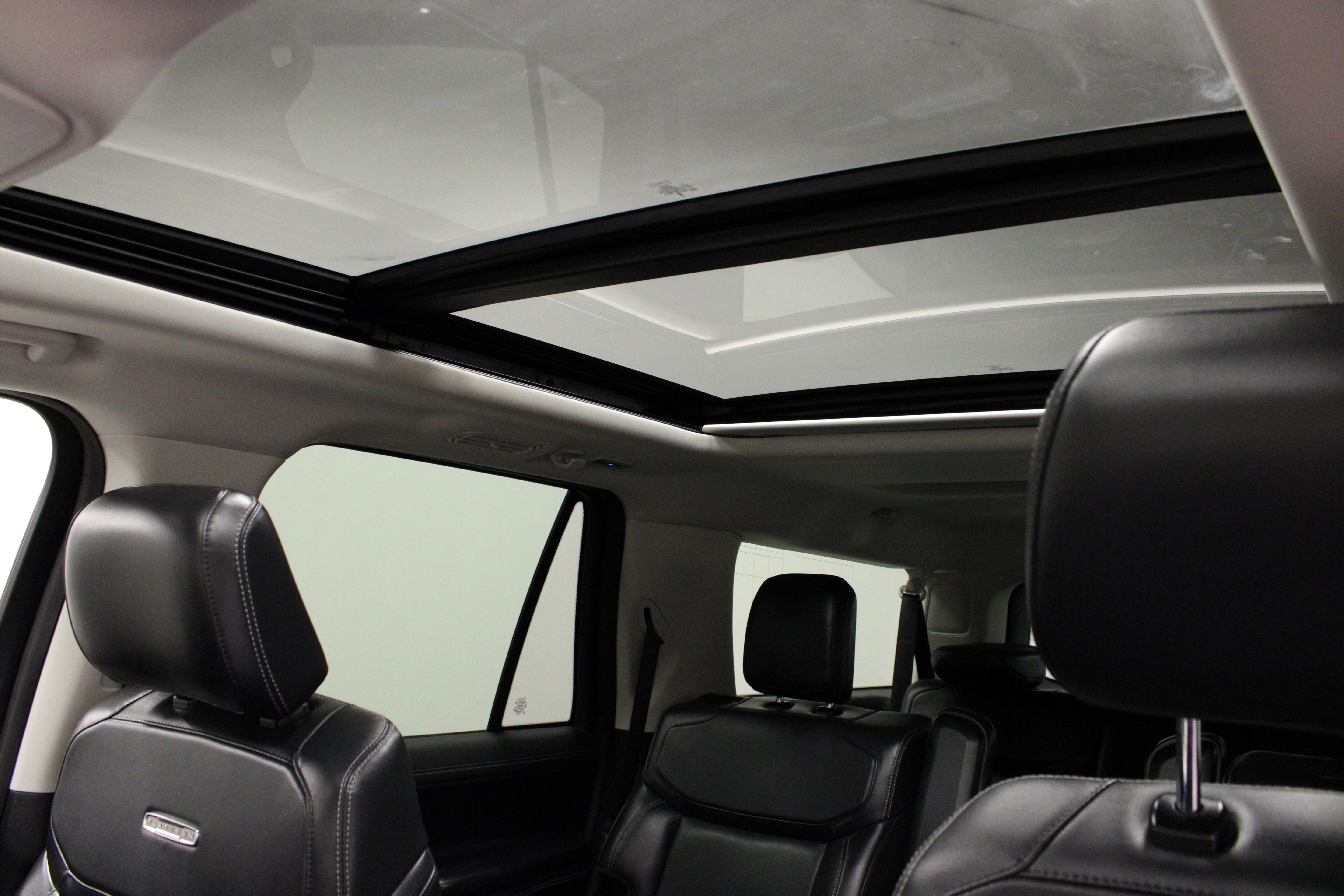 Used 2025 Ford Expedition Max Platinum AWD/4WD image 35