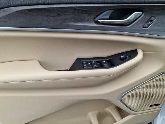 Certified 2022 Jeep Grand Cherokee Limited 4xe w/ Luxury Tech Group II AWD/4WD image 16