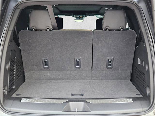Used 2025 GMC Yukon Denali Ultimate image 6