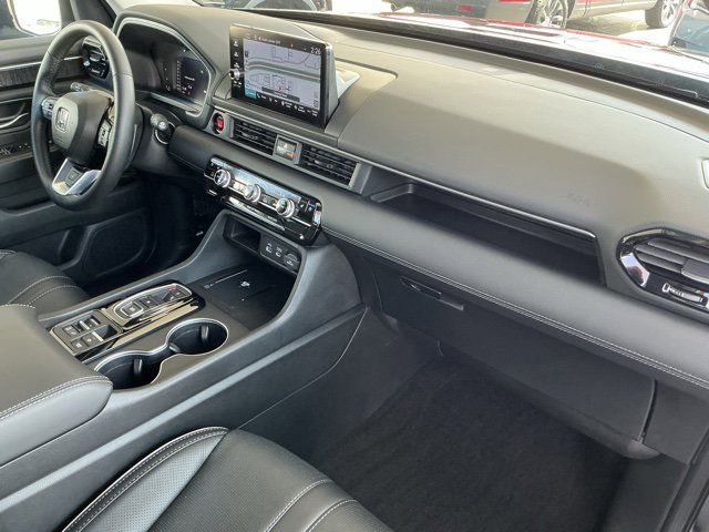 Used 2025 Honda Pilot Elite image 20