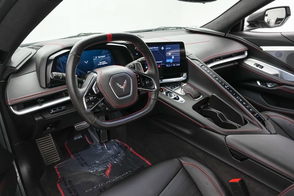 Used 2022 Chevrolet Corvette Stingray Premium Conv w/ Z51 Performance Package RWD image 25