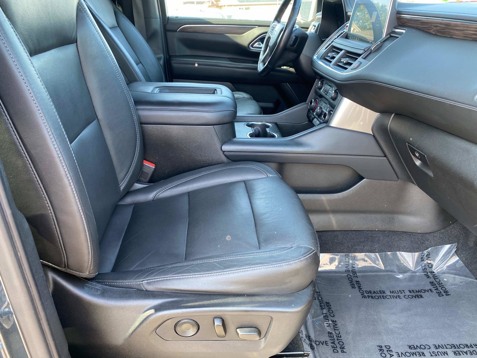 Used 2021 Chevrolet Tahoe Z71 w/ Z71 Signature Package AWD/4WD image 21