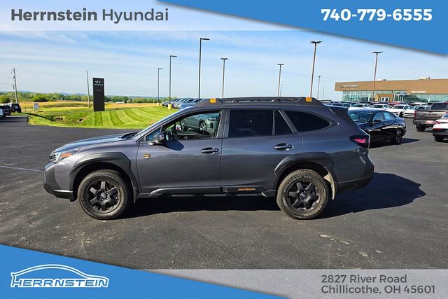 Used 2025 Subaru Outback Wilderness AWD/4WD image 4