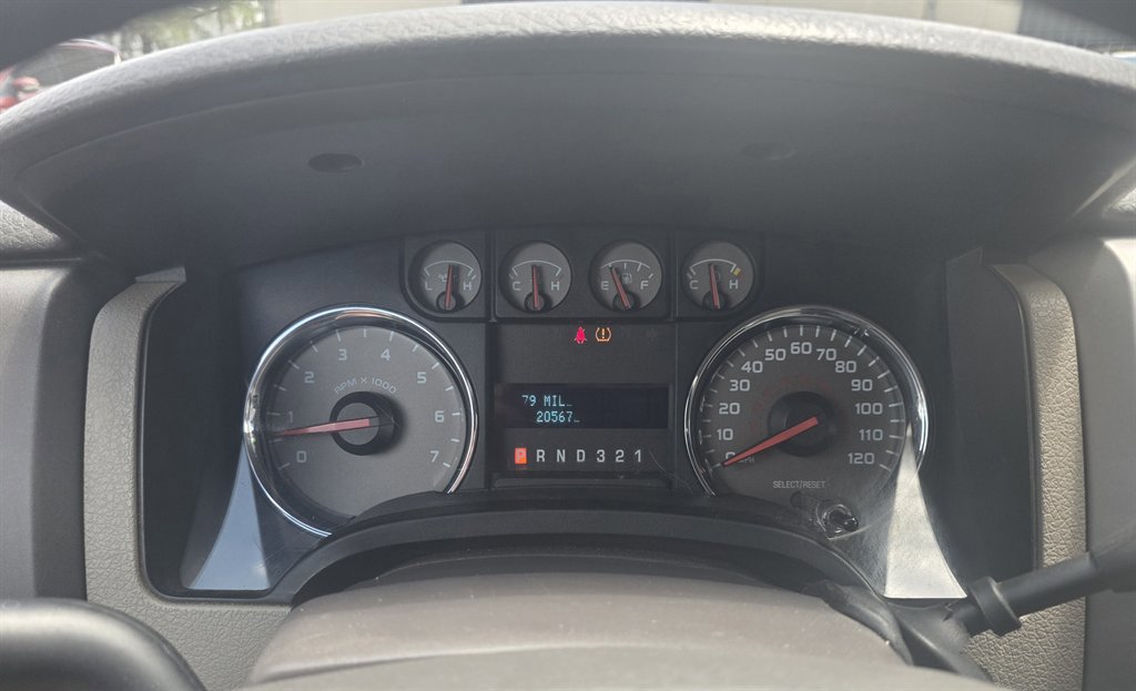Used 2010 Ford F150 XLT RWD image 18