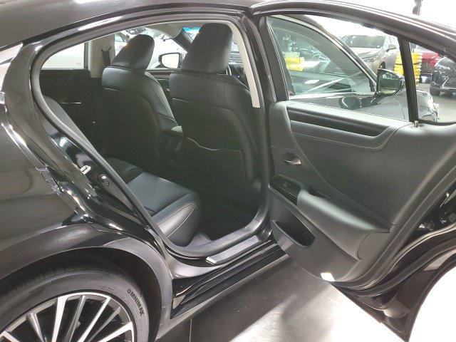 Used 2024 Lexus ES 350 w/ Premium Package FWD image 23