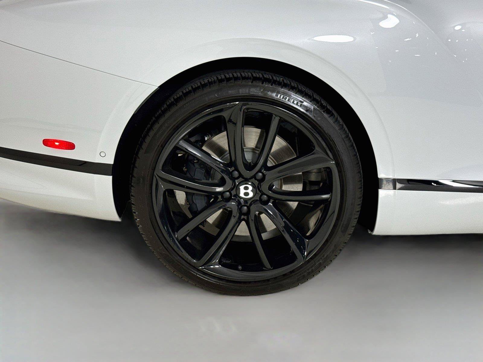 Used 2024 Bentley Continental GT V8 AWD/4WD image 35