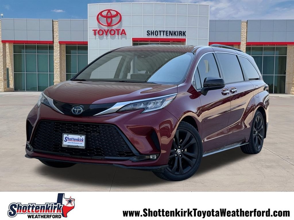 Used 2022 Toyota Sienna XSE