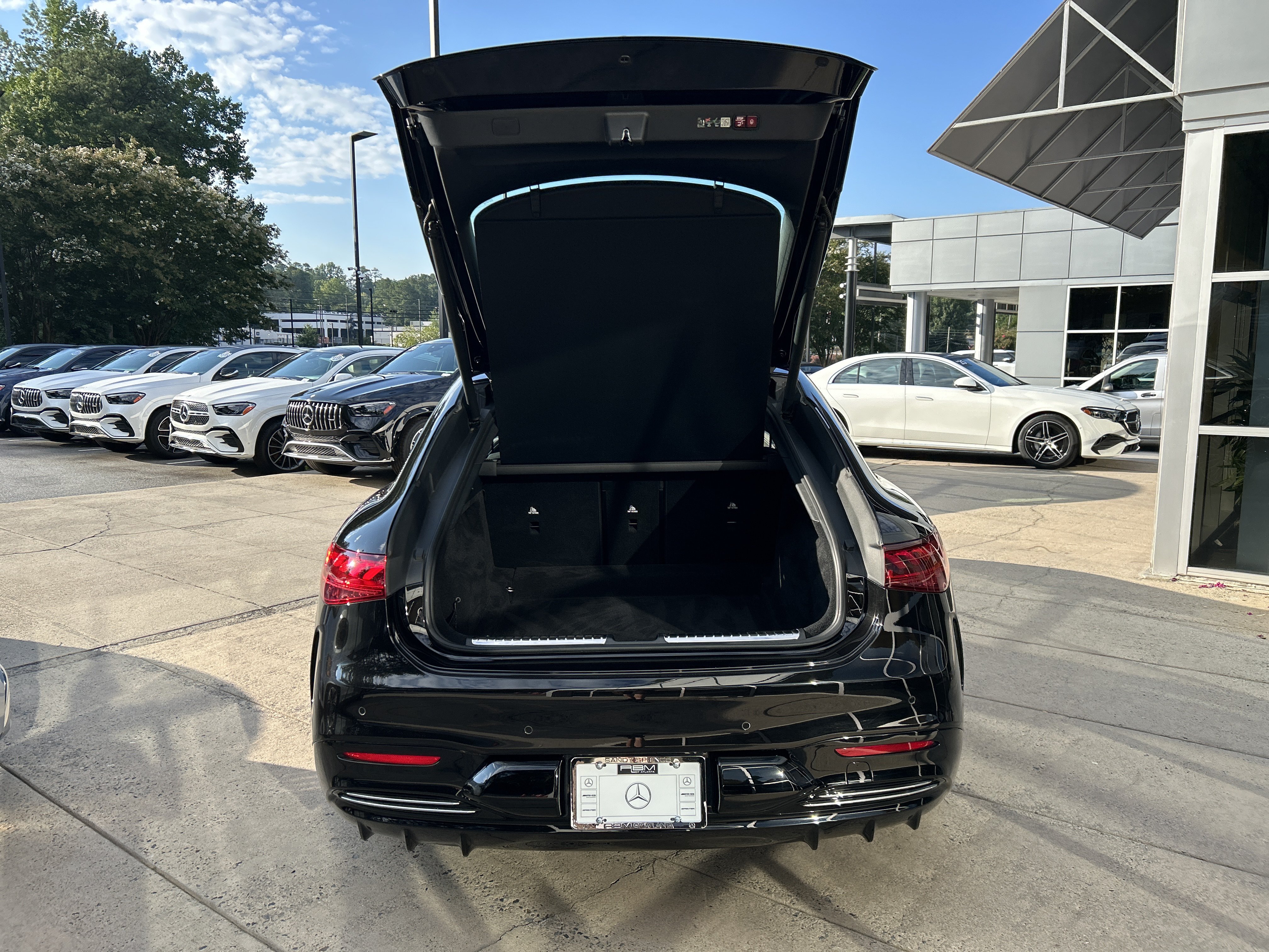 Certified 2023 Mercedes-Benz EQS 580 4MATIC Sedan image 9