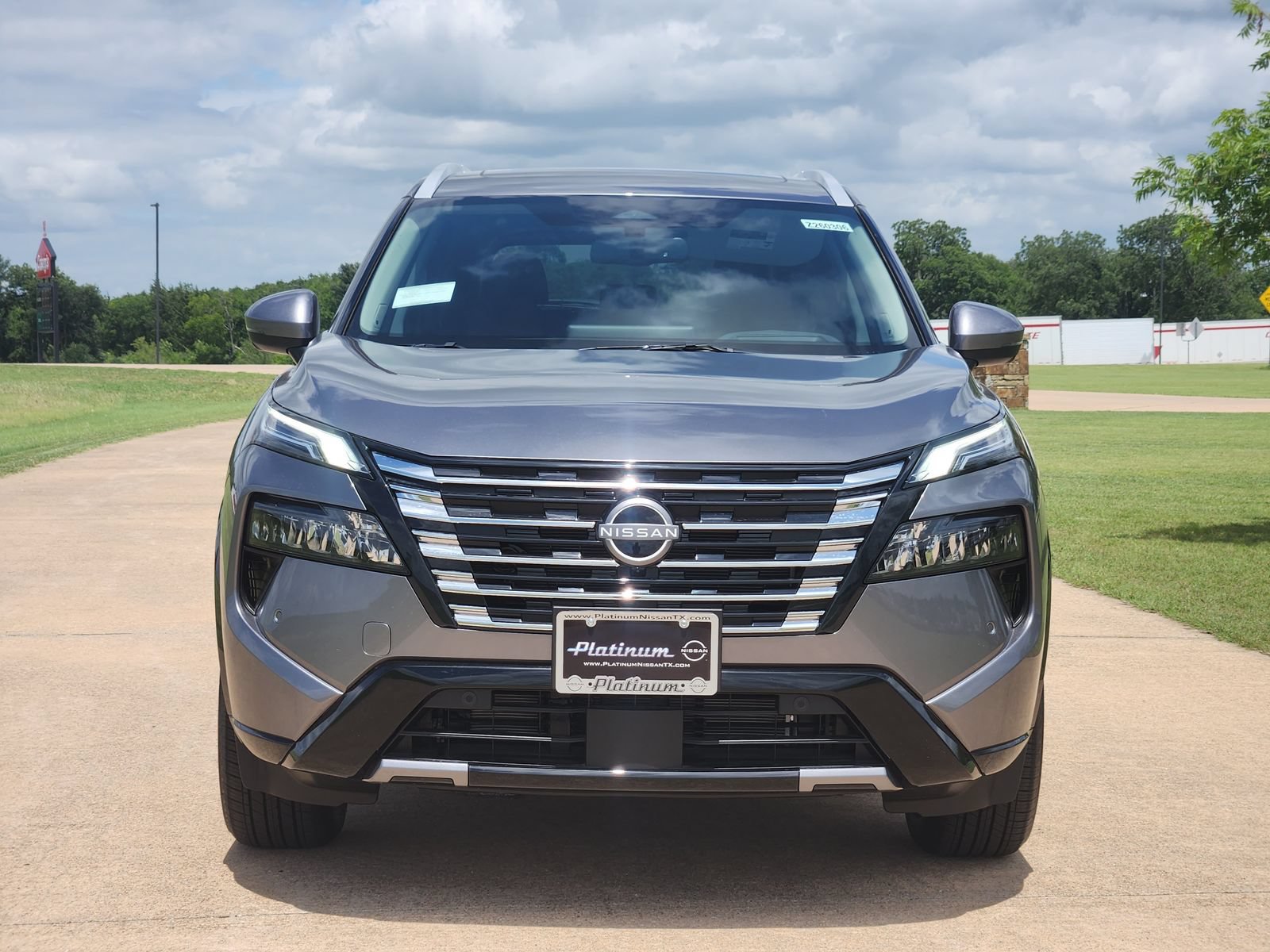 New 2026 Nissan Rogue Platinum w/ Platinum Premium Package AWD/4WD image 6