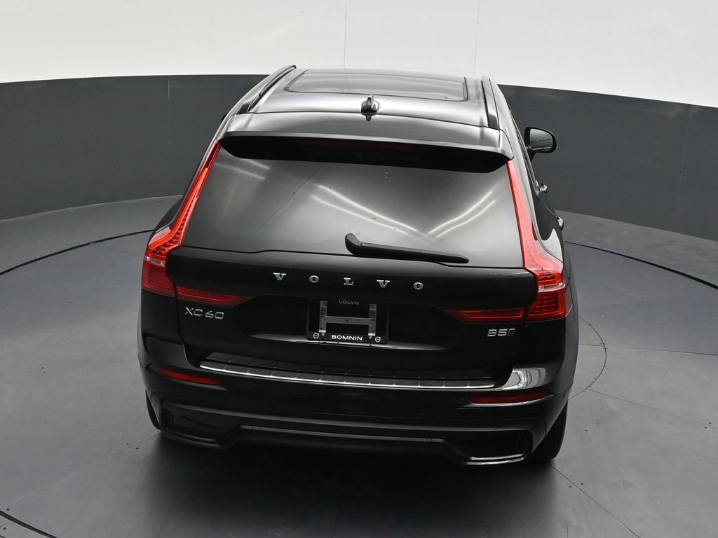 Certified 2024 Volvo XC60 B5 Plus w/ Protection Package Premier AWD/4WD image 22