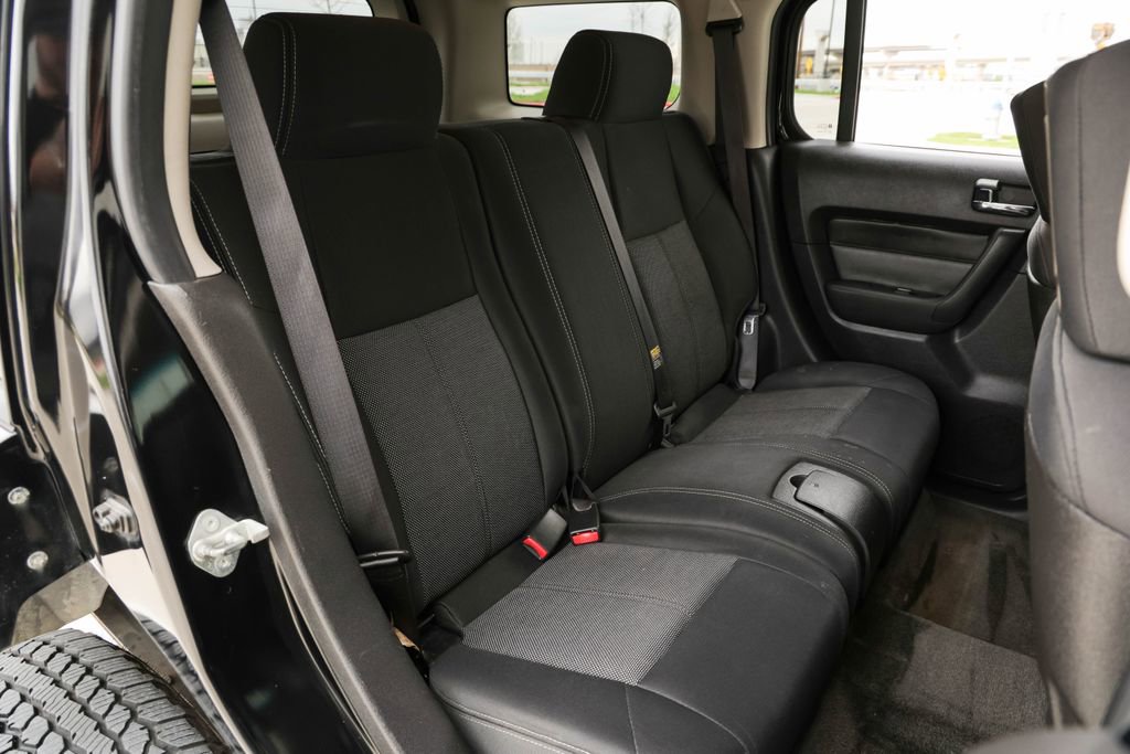 Used 2006 HUMMER H3 w/ Chrome Appearance Package image 22
