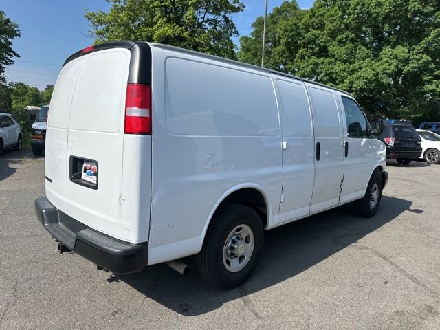 Used 2021 Chevrolet Express 2500 w/ Driver Convenience Package RWD image 6