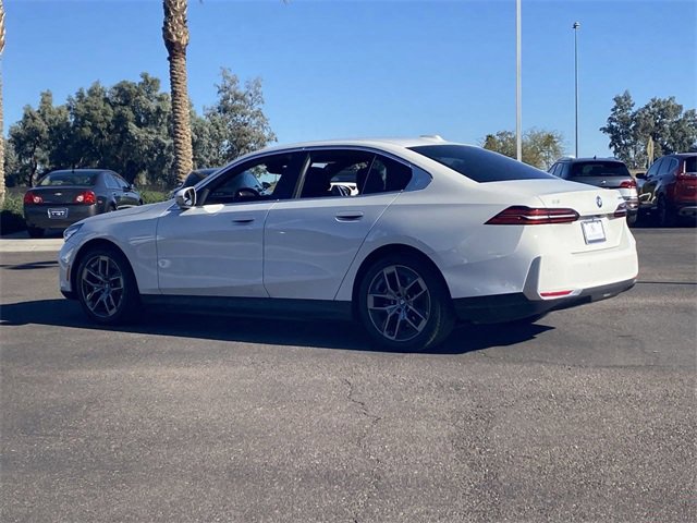 Certified 2025 BMW i5 eDrive40i w/ Premium Package image 9