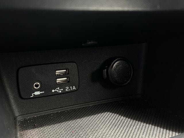 Used 2022 Subaru Forester Premium image 22