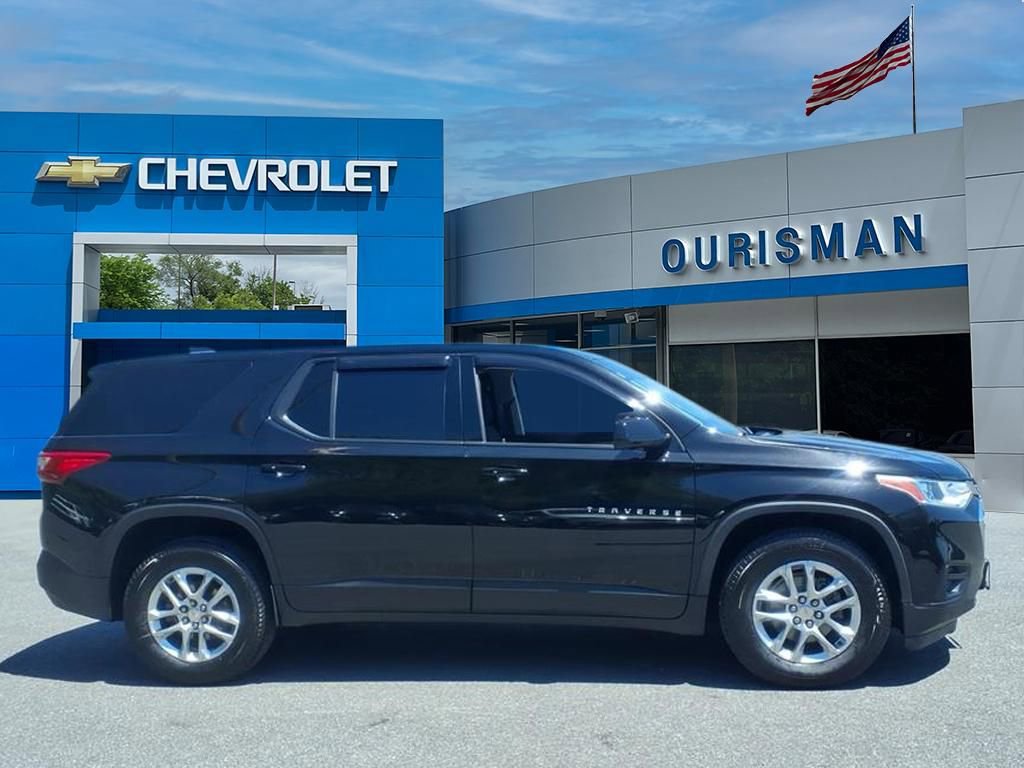 Used 2021 Chevrolet Traverse LS AWD/4WD image 2