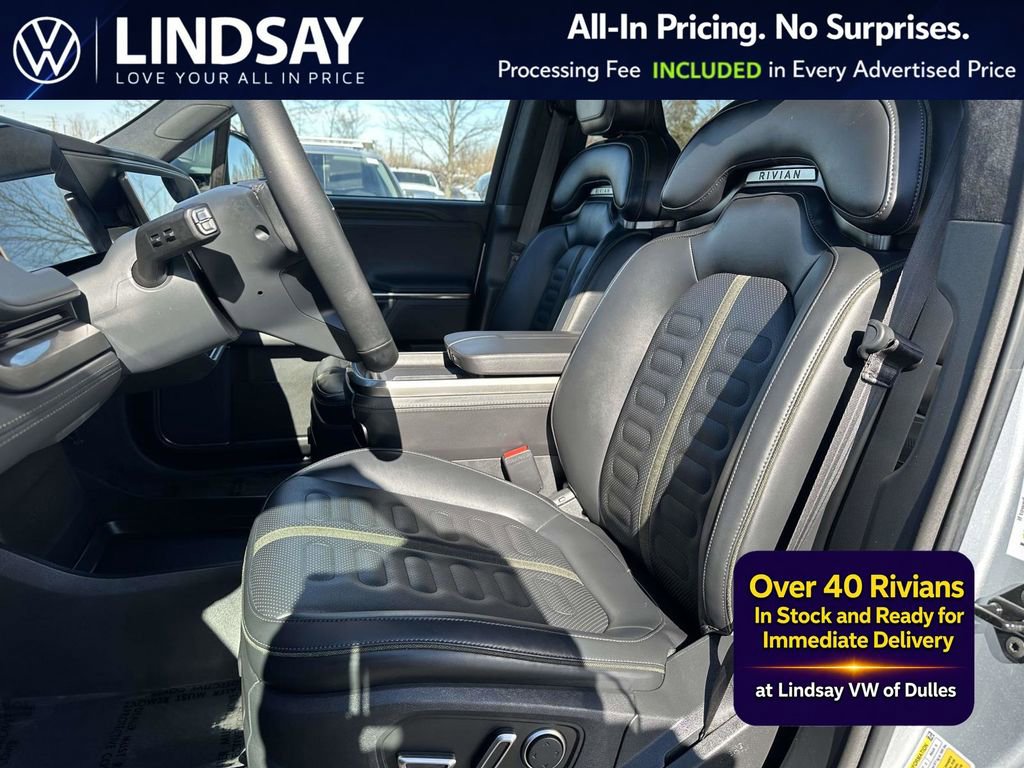 Used 2025 Rivian R1S Adventure AWD/4WD image 11