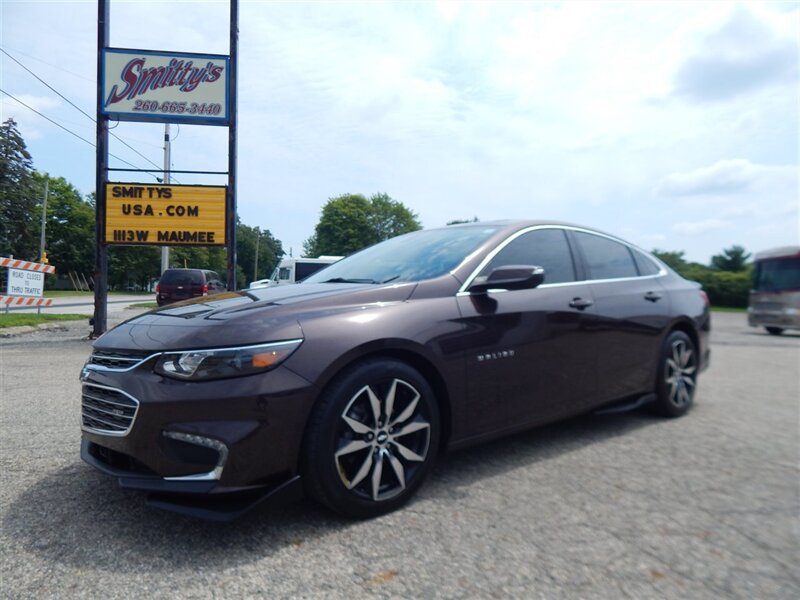Used 2016 Chevrolet Malibu LT w/ Leather Package FWD image 3