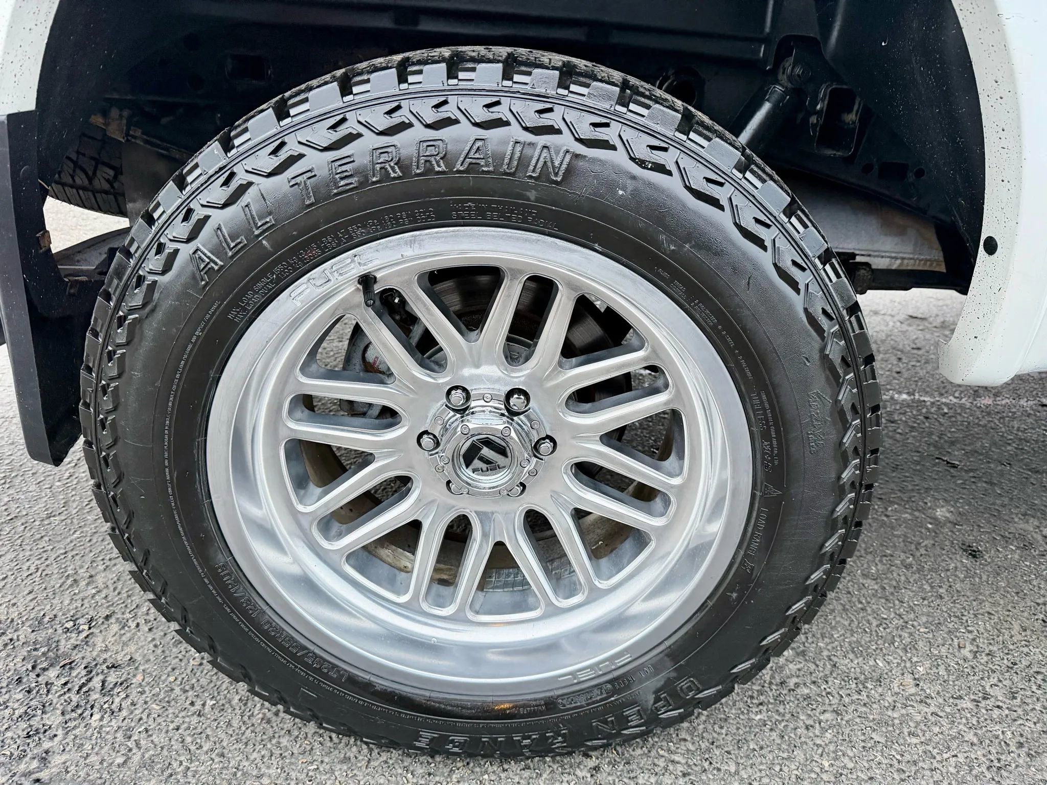 Used 2017 Ford F150 Lariat w/ Equipment Group 502A Luxury image 17