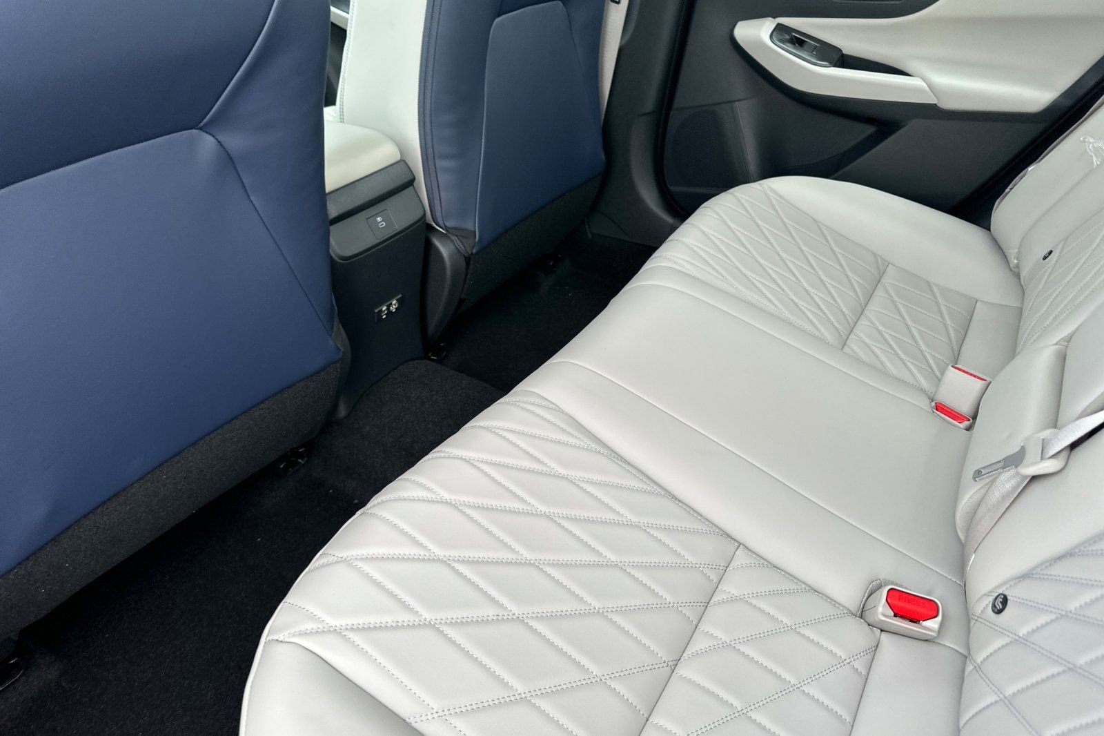 New 2026 Nissan Sentra SL image 9