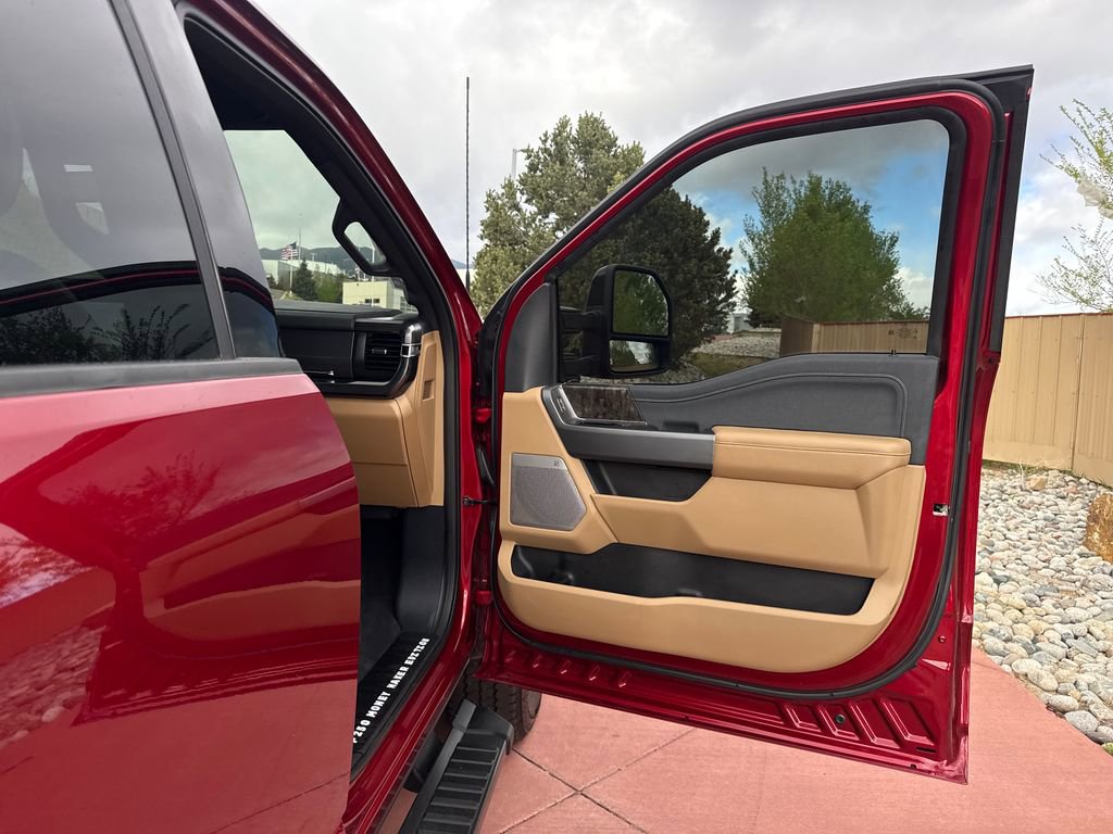 Certified 2026 Ford F250 Lariat w/ Black Appearance Package image 26