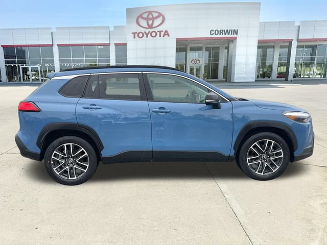 Used 2026 Toyota Corolla Cross XLE AWD/4WD image 6