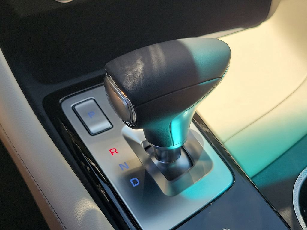 New 2026 Genesis G70 2.5T RWD image 10