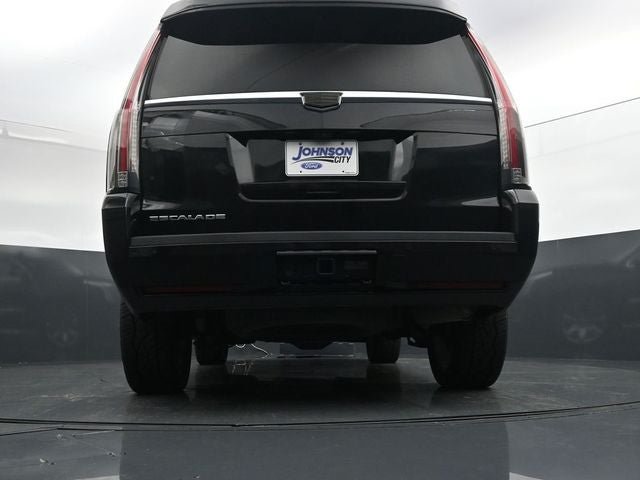 Used 2020 Cadillac Escalade Luxury AWD/4WD image 33