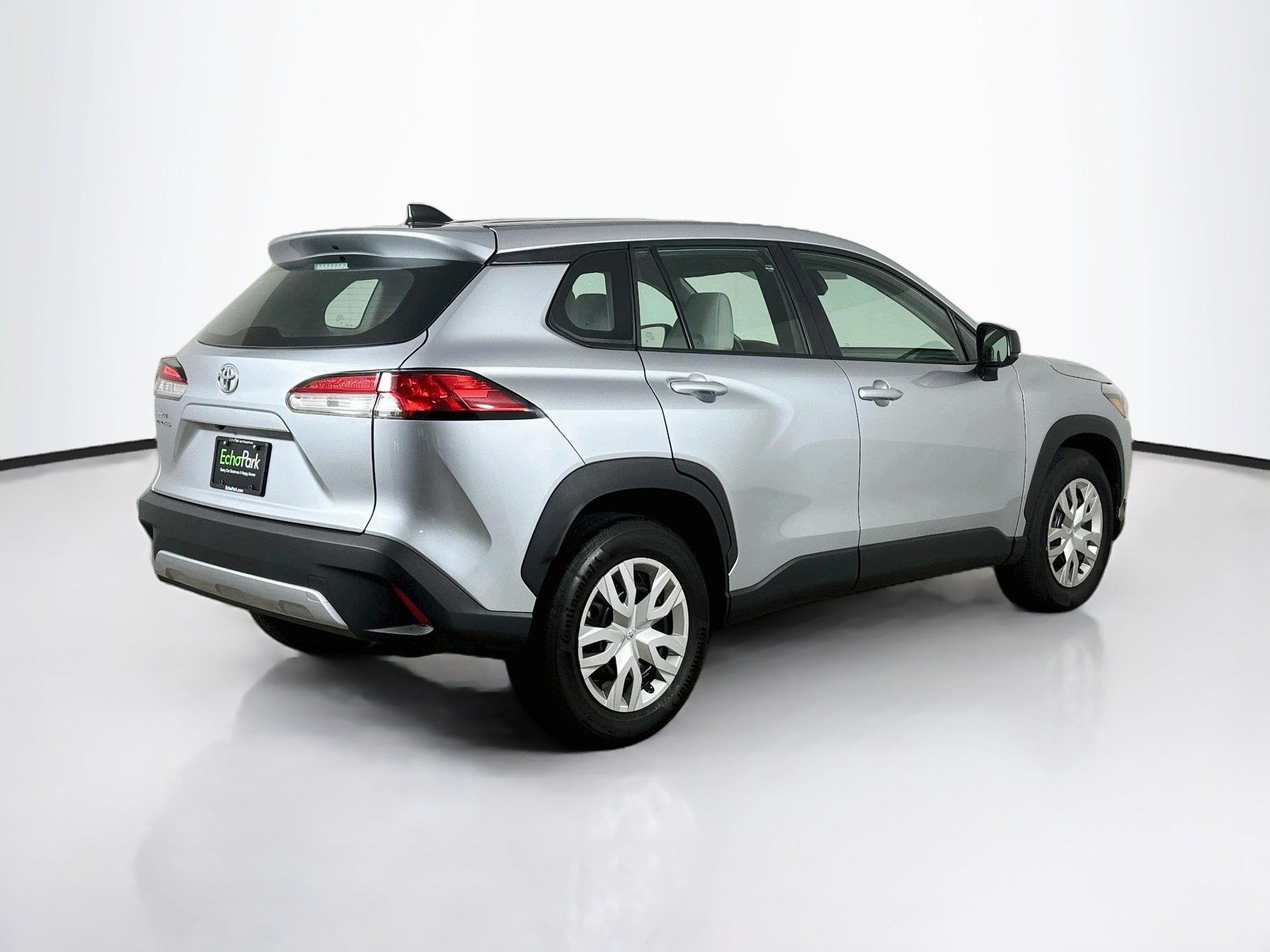 Used 2025 Toyota Corolla Cross L FWD image 9
