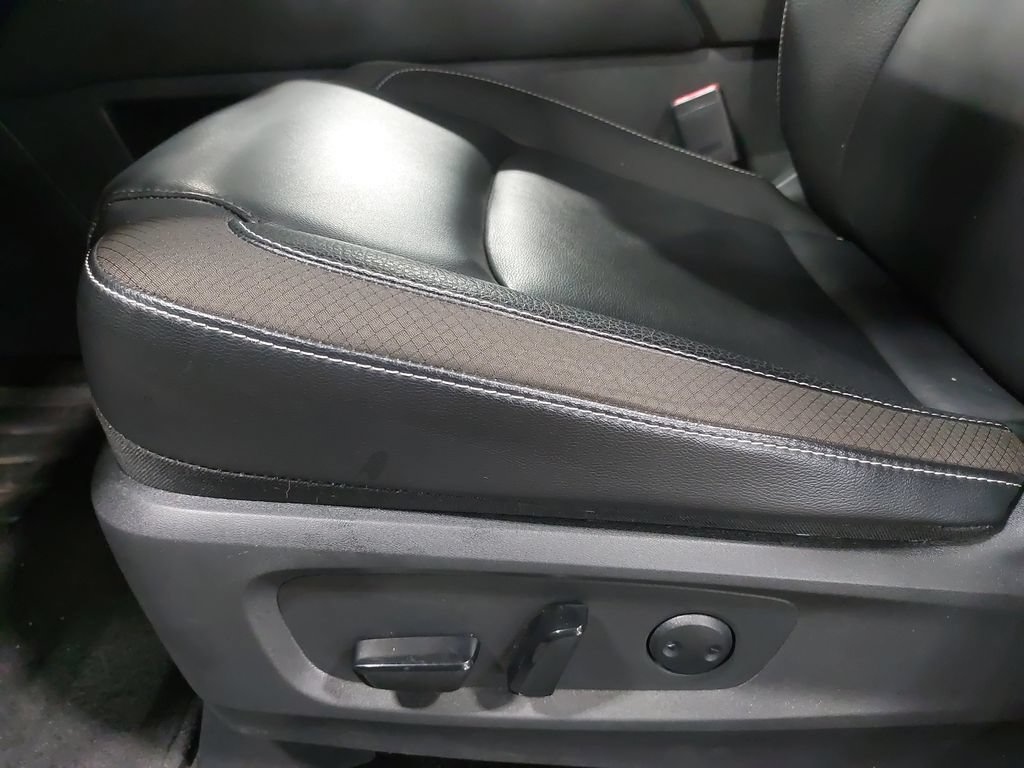Certified 2024 Nissan Pathfinder SL AWD/4WD image 30