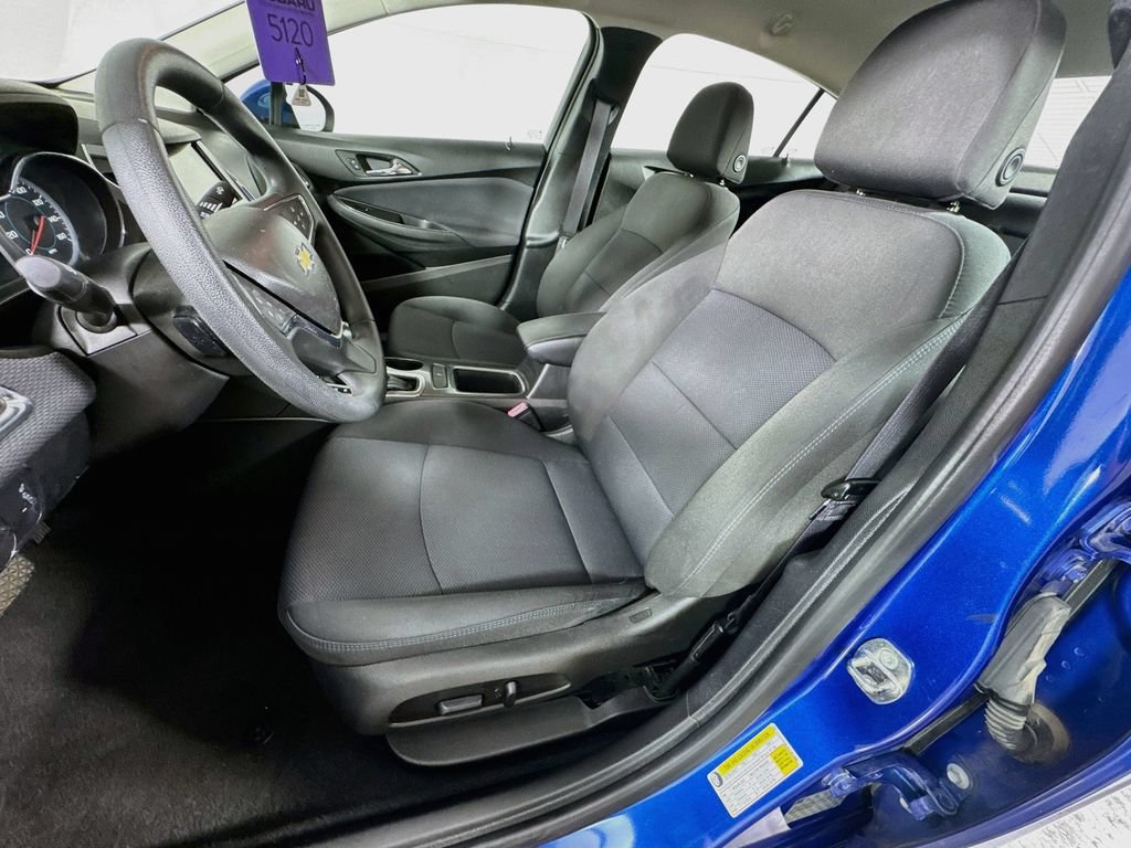 Used 2017 Chevrolet Cruze LT w/ Convenience Package FWD image 25