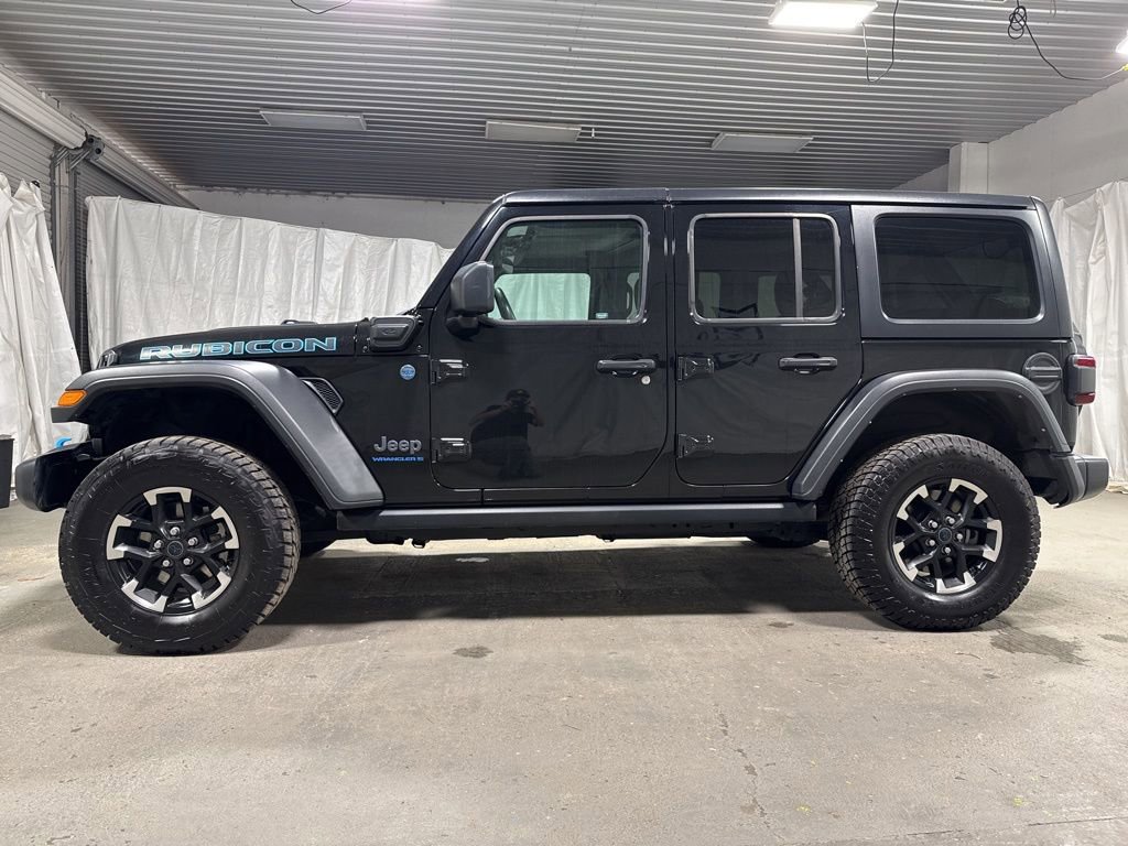 Used 2024 Jeep Wrangler Unlimited Rubicon 4xe image 4