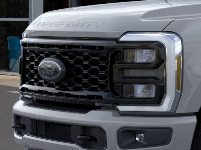 New 2026 Ford F250 Lariat w/ Black Appearance Package image 17