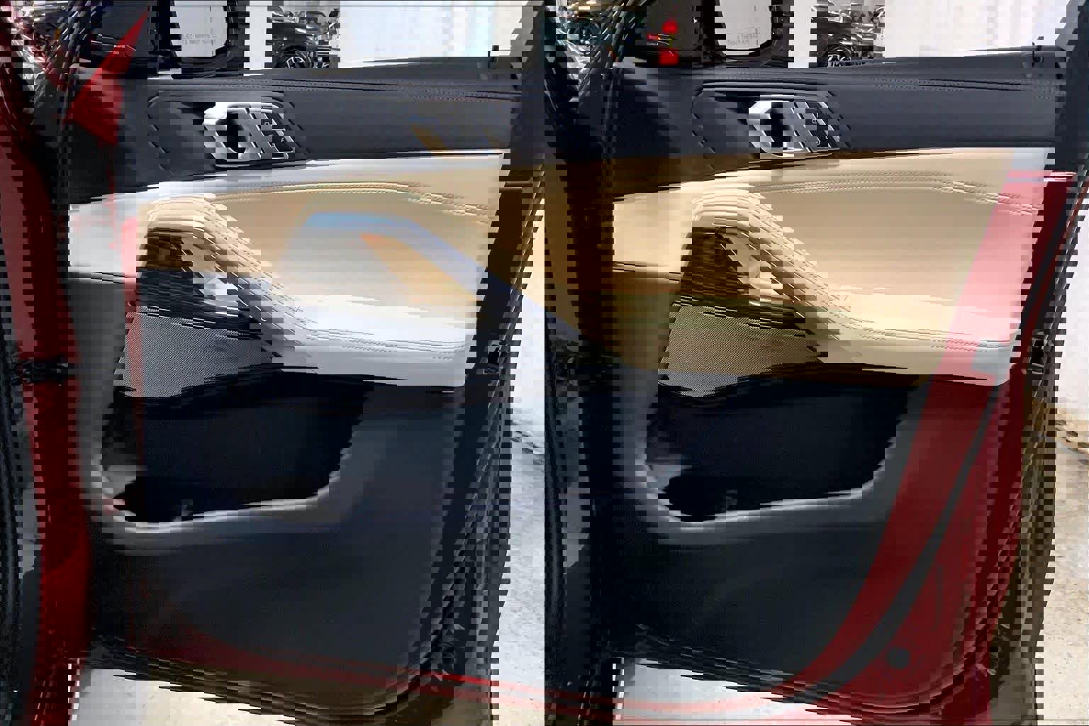 Used 2021 BMW X6 xDrive40i w/ Premium Package image 22