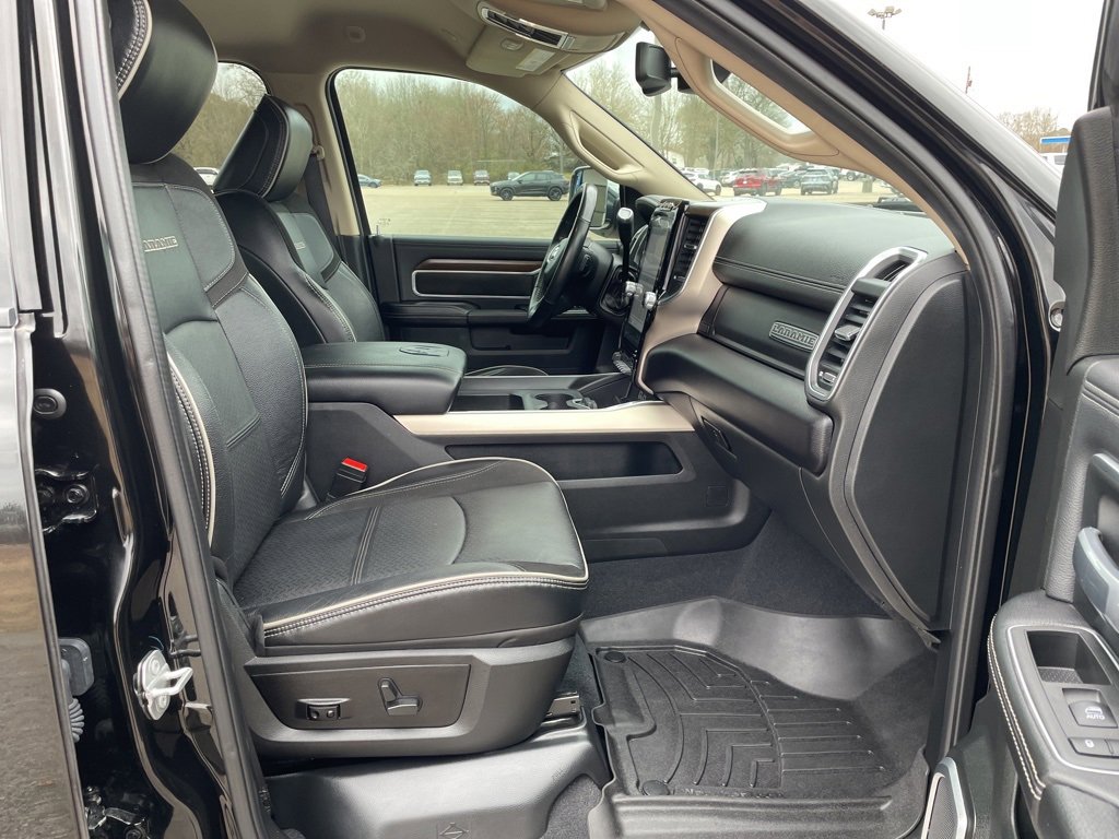 Used 2022 RAM 3500 Laramie image 30