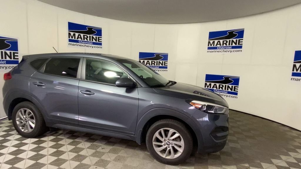 Used 2018 Hyundai Tucson SE AWD/4WD image 3