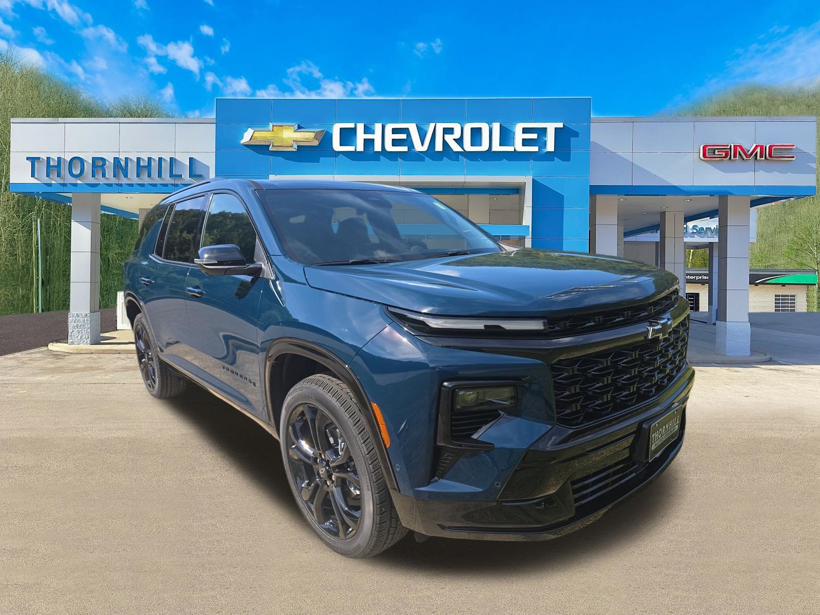 New 2027 Chevrolet Traverse RS w/ LPO, Floor Liner Package AWD/4WD image 1