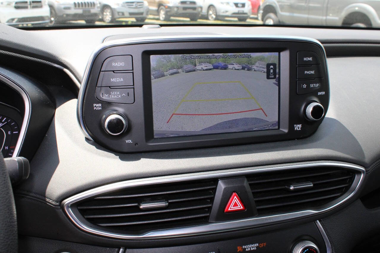Used 2019 Hyundai Santa Fe SEL w/ Cargo Package AWD/4WD image 16