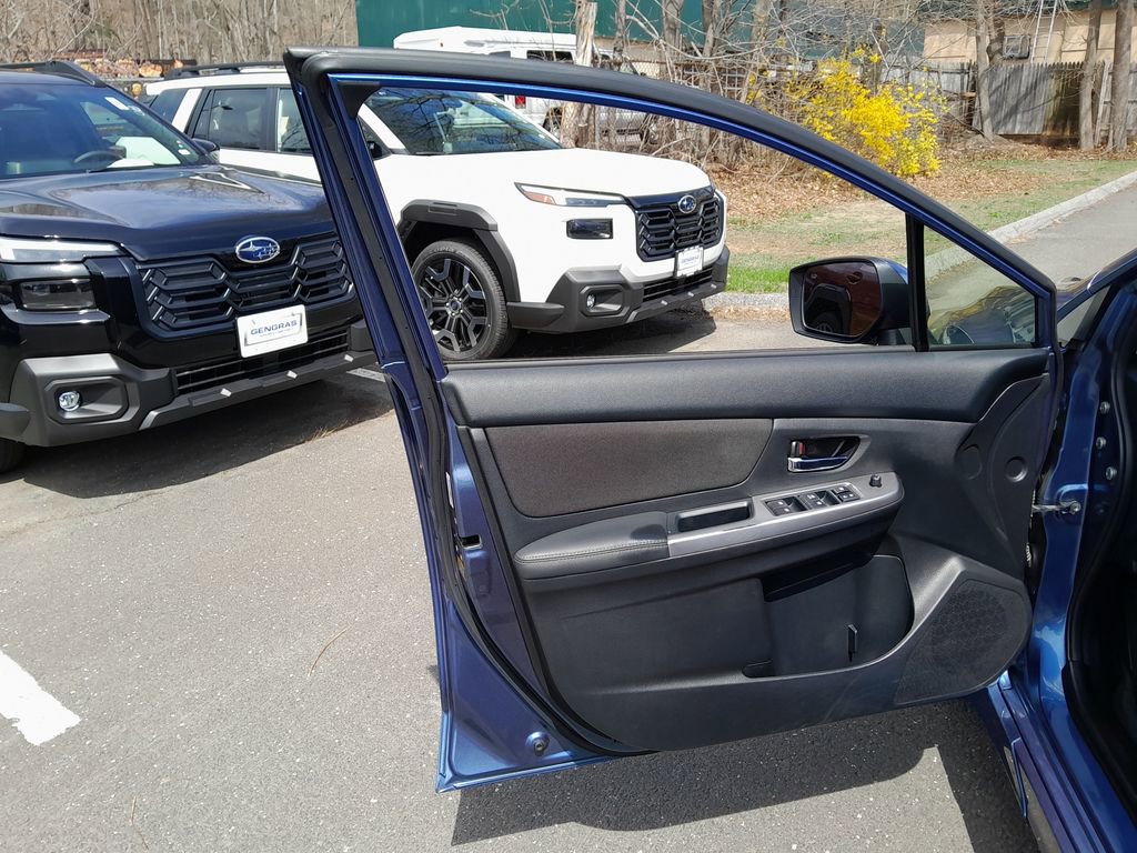 Used 2016 Subaru Impreza 2.0i Sport Premium image 11