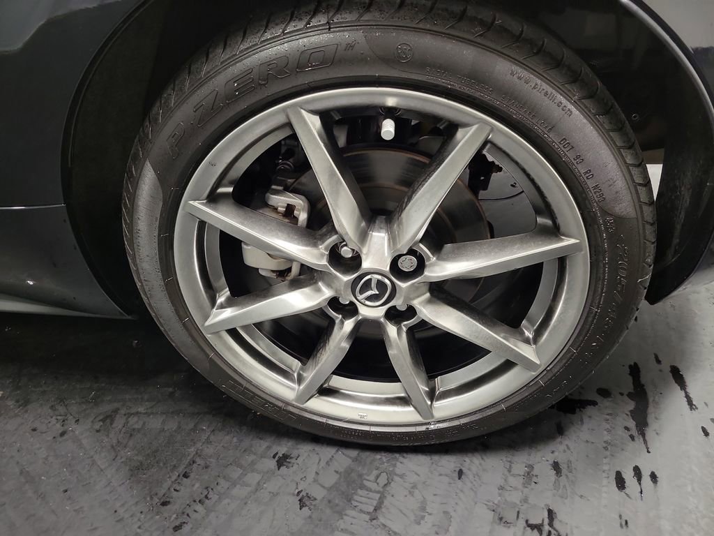 Used 2022 MAZDA MX-5 Miata RF Grand Touring image 11