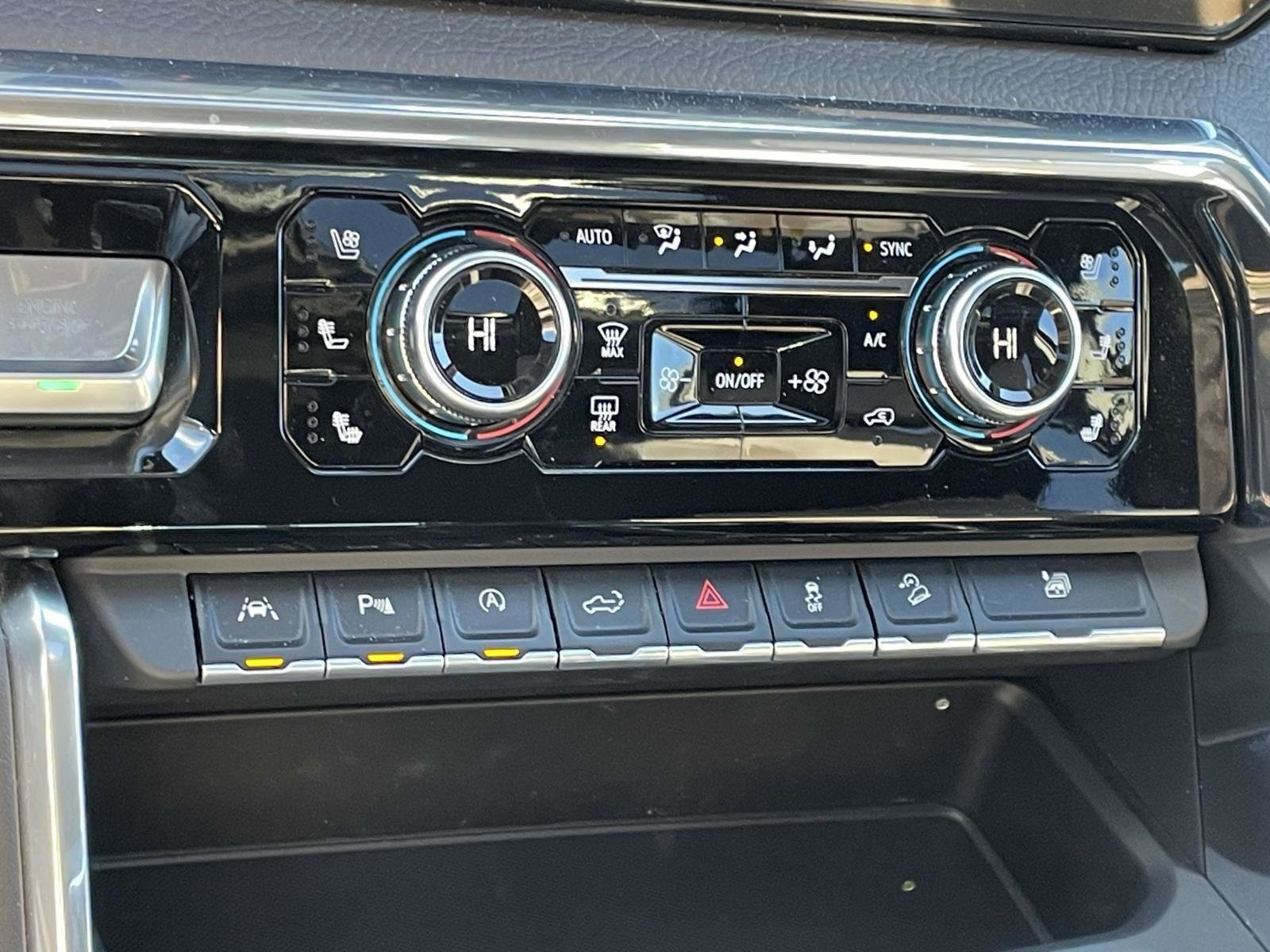 Certified 2024 GMC Sierra 1500 Denali w/ Denali Reserve Package image 11