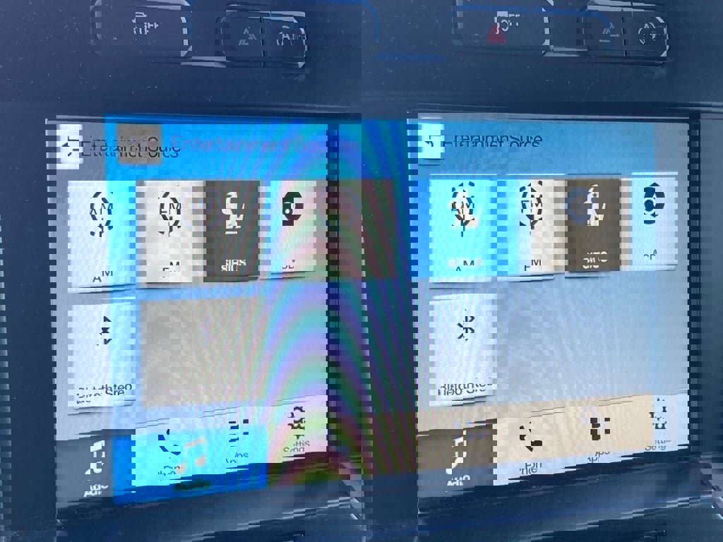 Used 2017 Ford F150 XLT w/ Equipment Group 302A Luxury image 20