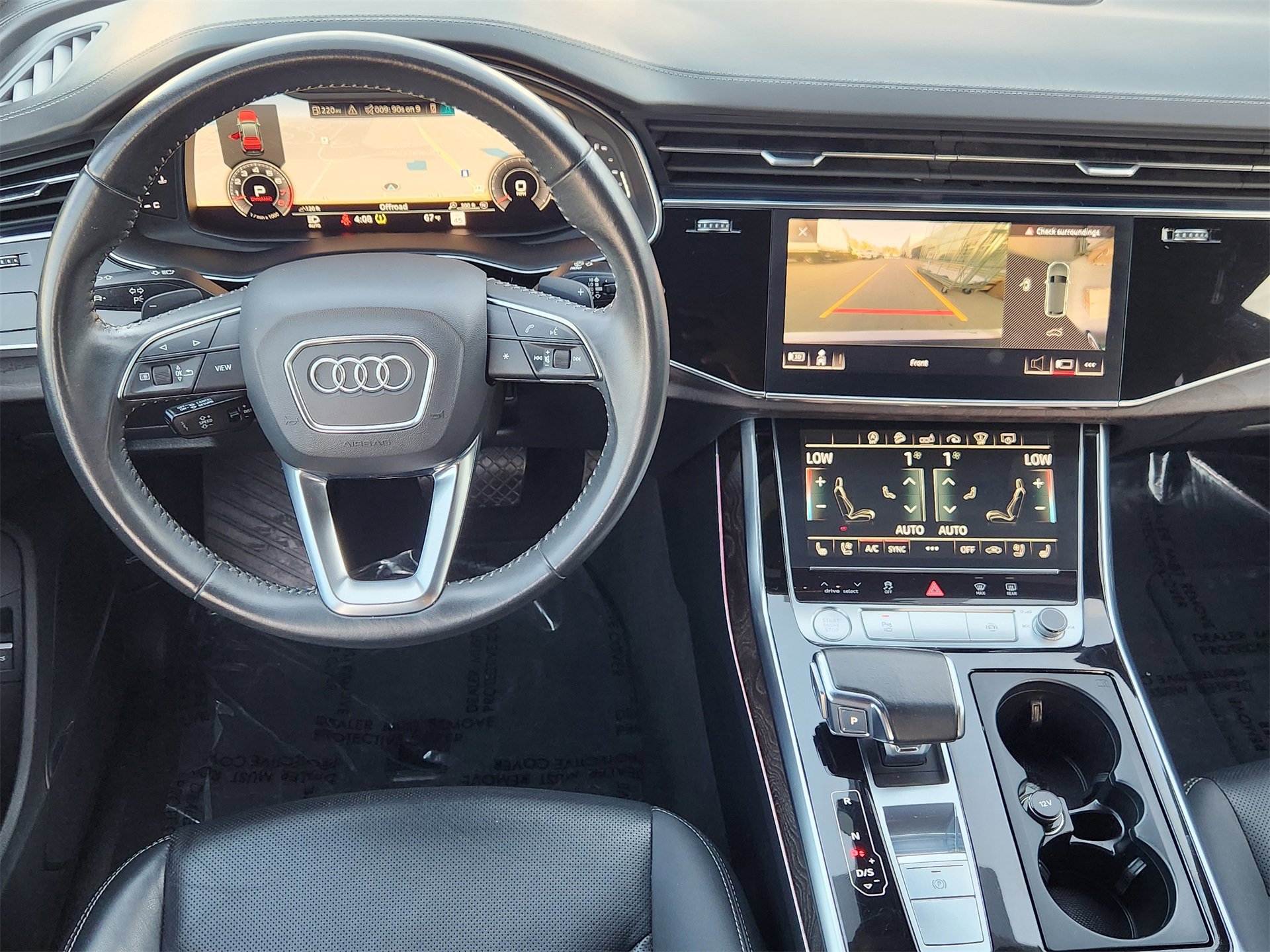 Used 2020 Audi Q8 Prestige w/ Prestige Package image 27