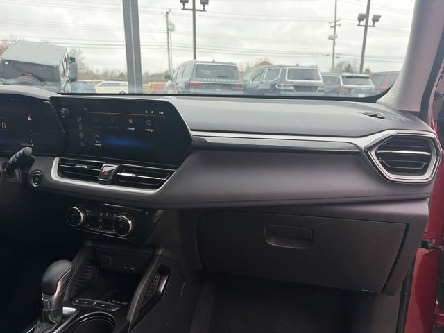 Used 2024 Chevrolet TrailBlazer LT w/ Convenience Package image 44