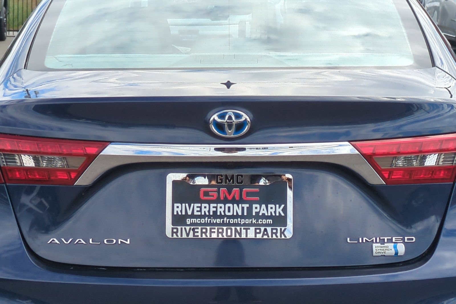 Used 2016 Toyota Avalon XLE Plus FWD image 48