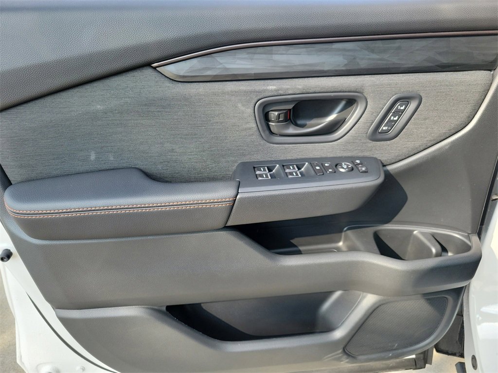 Certified 2026 Honda Passport TrailSport image 21