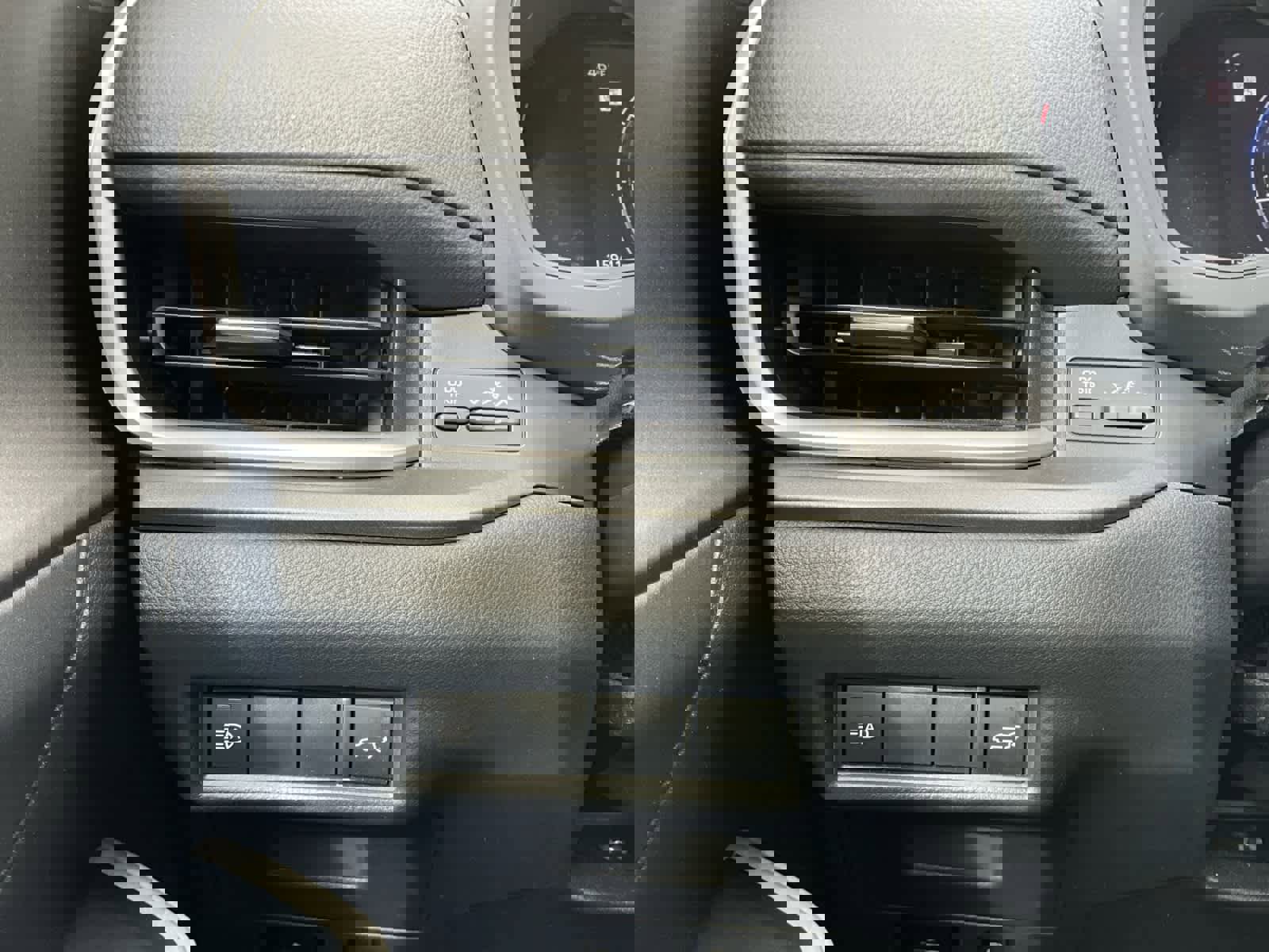 Used 2024 Toyota Grand Highlander XLE image 23