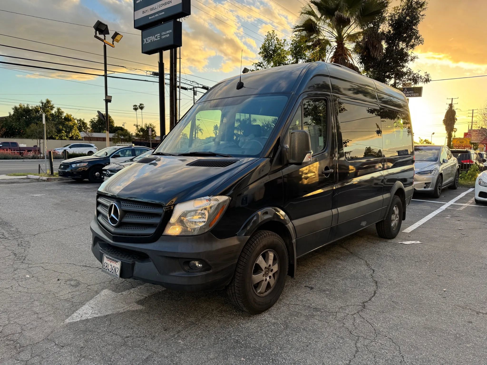Used 2018 Mercedes-Benz Sprinter 2500 image 3