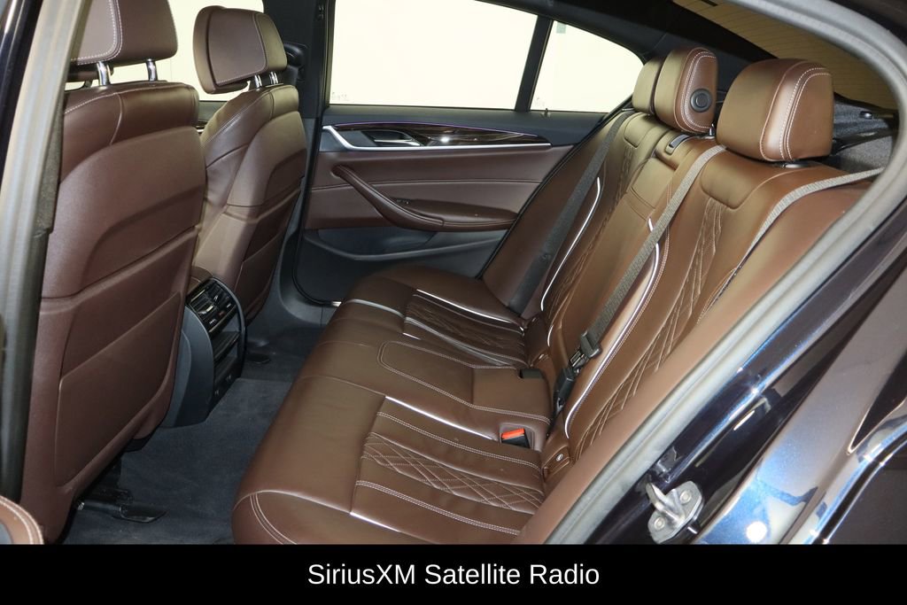 Used 2019 BMW 540i xDrive w/ M Sport Package image 10