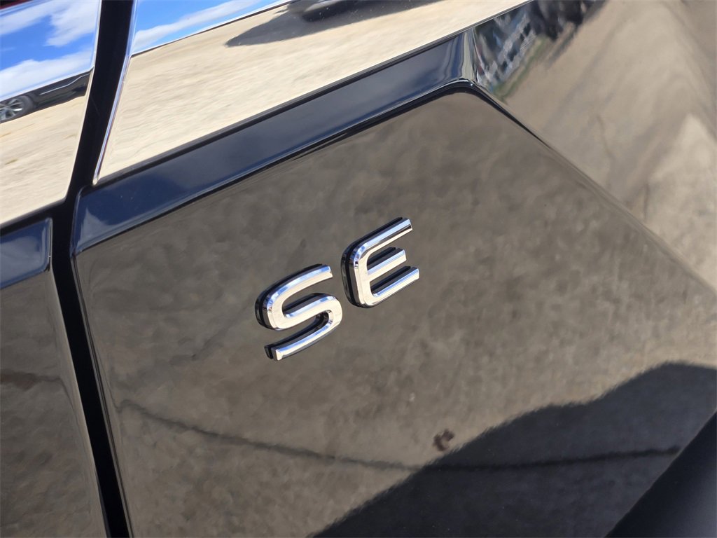 New 2026 Volkswagen Atlas SE image 8