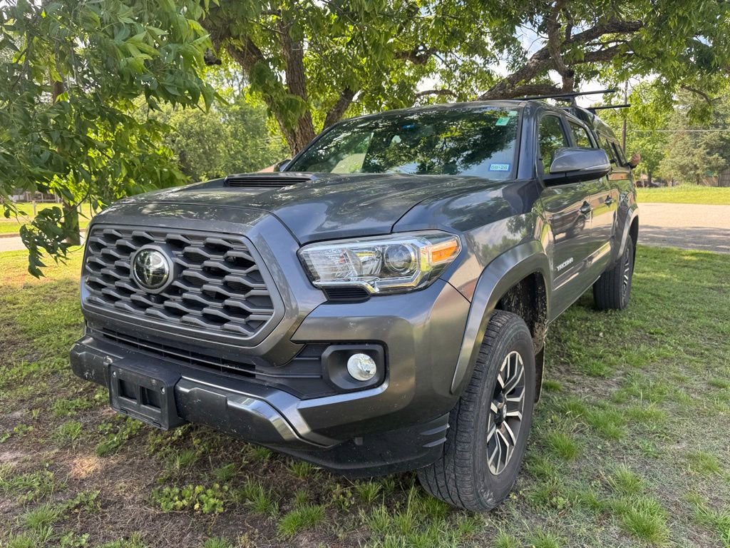 Used 2023 Toyota Tacoma TRD Sport w/ TRD Premium Sport Package AWD/4WD image 7